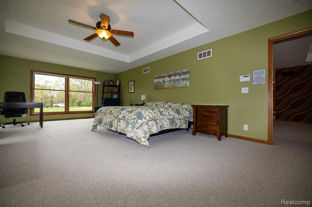 321 Elio, Highland, MI — Photo 20