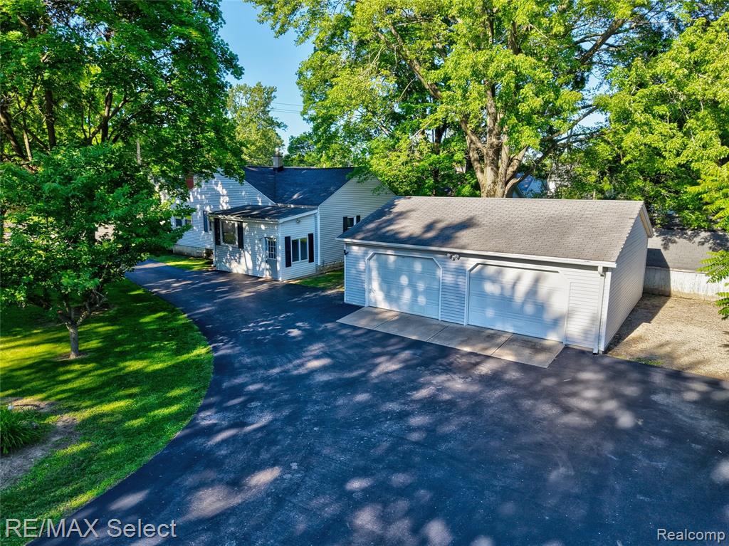 406 E Vienna Street, Clio, MI 48420 — Photo 8
