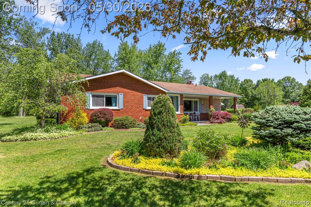 38894 S Huron Road, New Boston, MI 48164 — front exterior