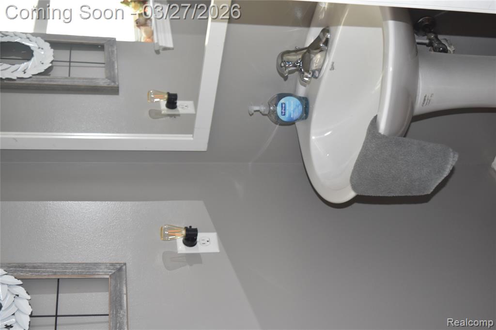 6619 Fisher Road, MI 48032 — Photo 21