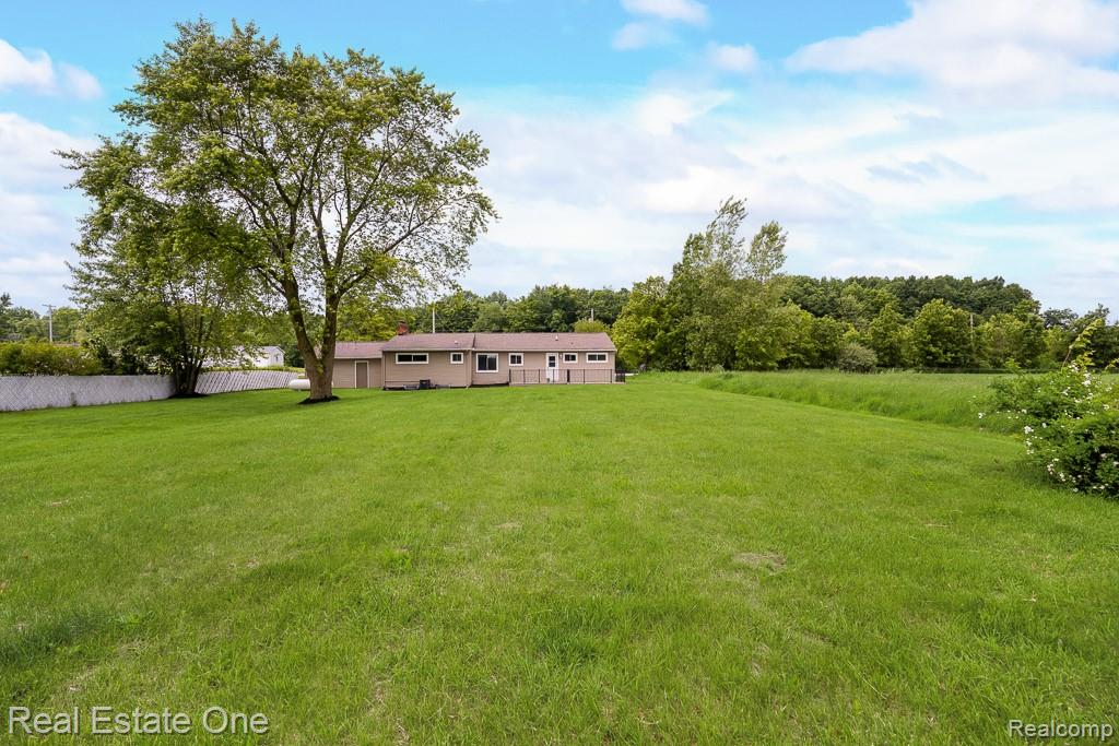8249 Beers Road, Swartz Creek, MI 48473 — Photo 30