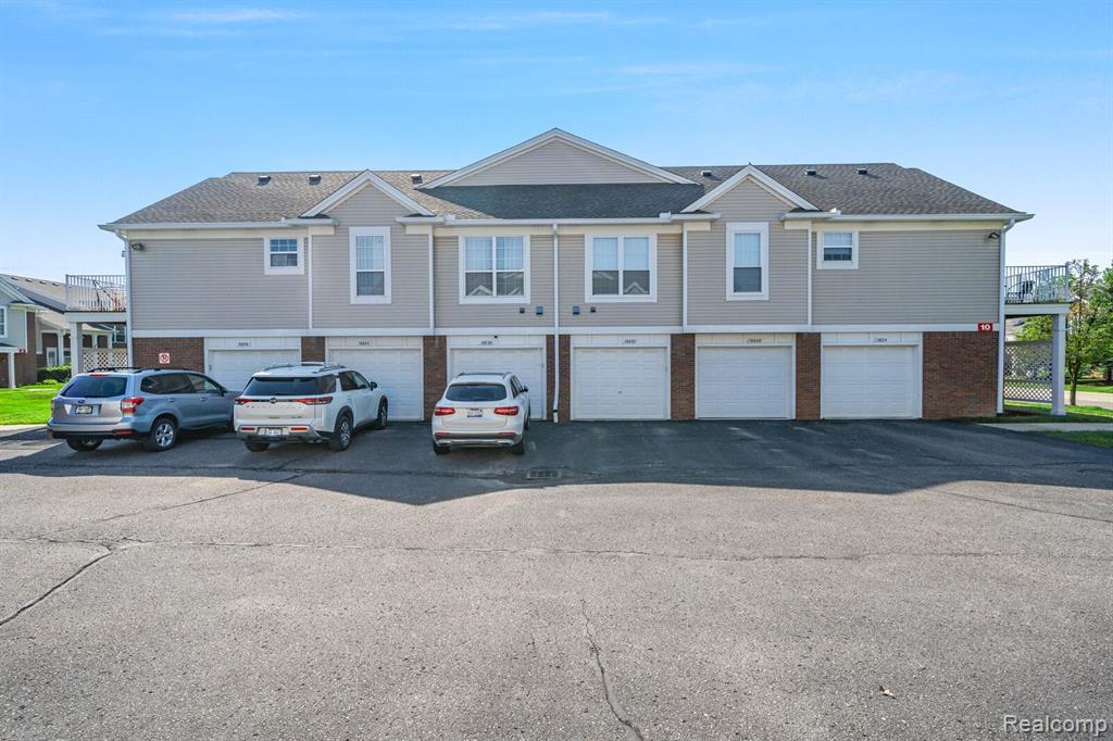 16832 DOVER Drive, Northville, MI 48168 — Photo 25