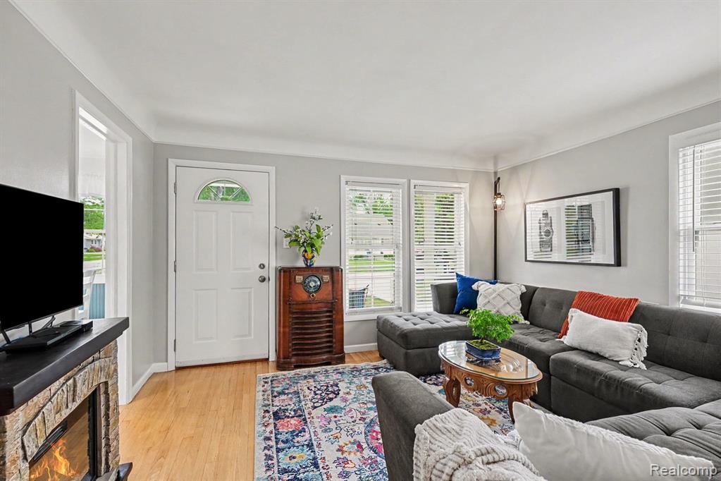 549 Park Drive, Clawson, MI — Photo 4