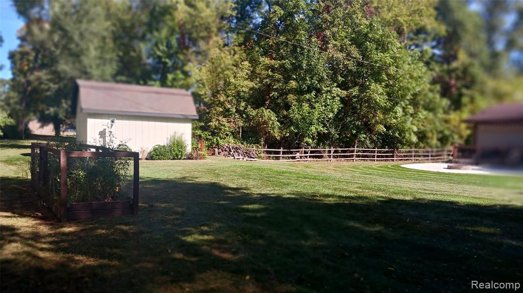 4864 Dorothy Street, Vassar, MI 48768 — Photo 5