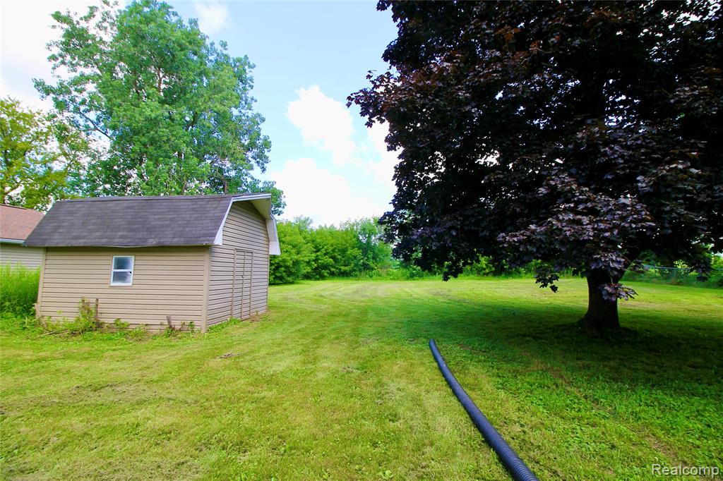 9116 Maplewood Drive, Clio, MI 48420 — Photo 14
