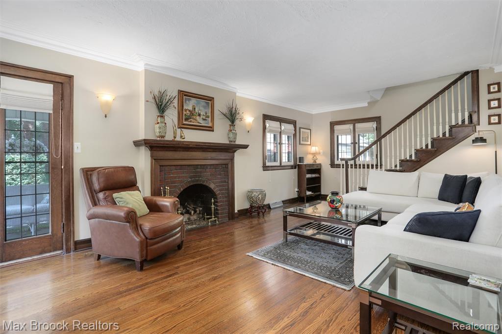 454 W Oakridge Street, Ferndale, MI 48220 — Photo 7