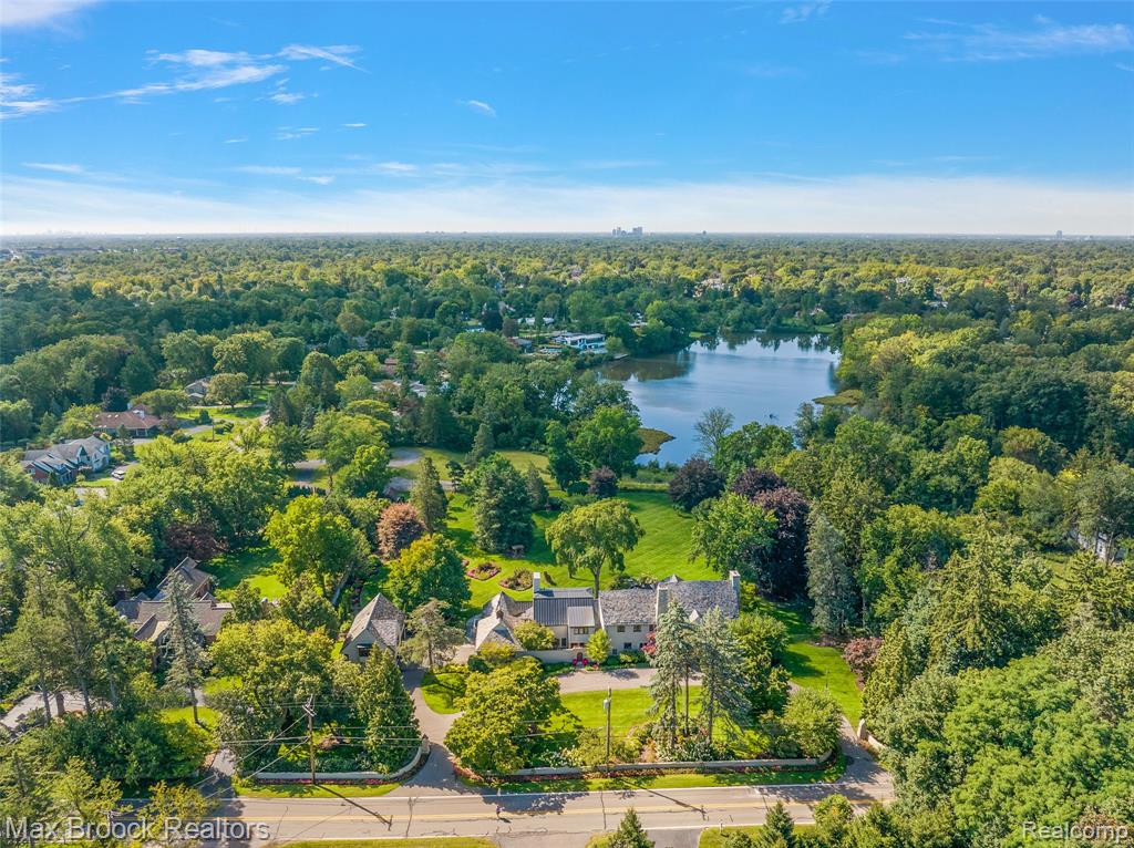 65 Lone Pine Road, Bloomfield Hills, MI 48304 — Photo 63