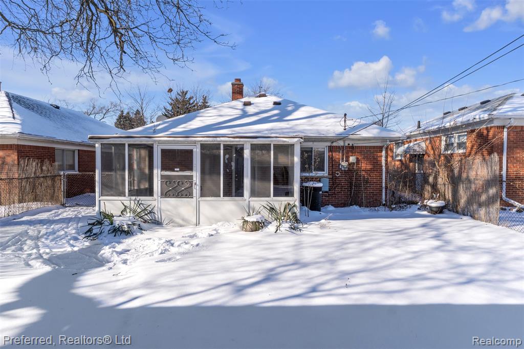 7302 Nightingale Street, Dearborn Heights, MI 48127 — Photo 16