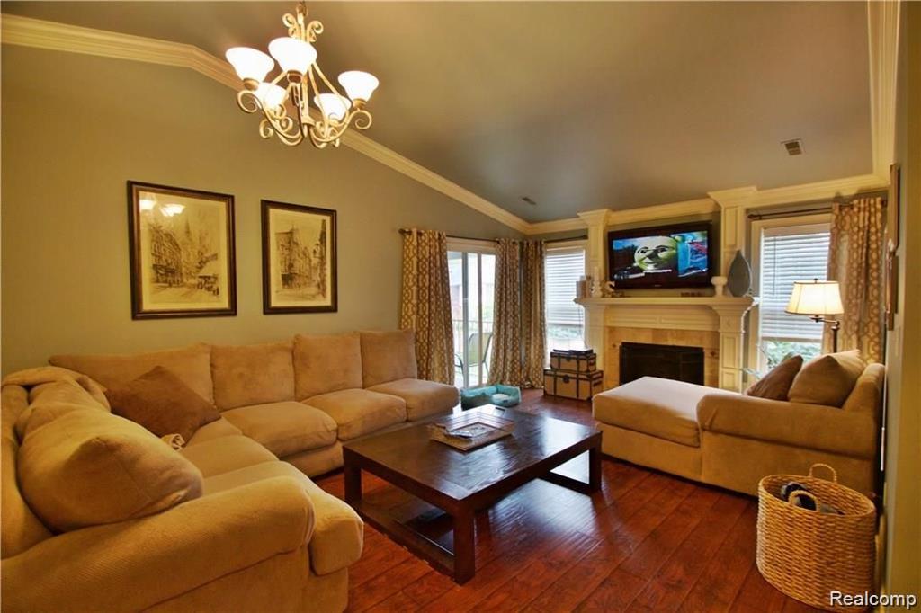 5445 Pine Aires Drive, Sterling Heights, MI 48314 — Photo 3