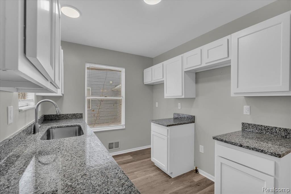 8247 Ellsworth Street, Detroit, MI 48238 — Photo 6