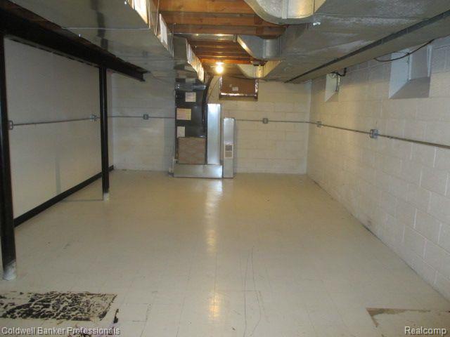 554 Merritt Lane, Birmingham, MI 48009 — Photo 20