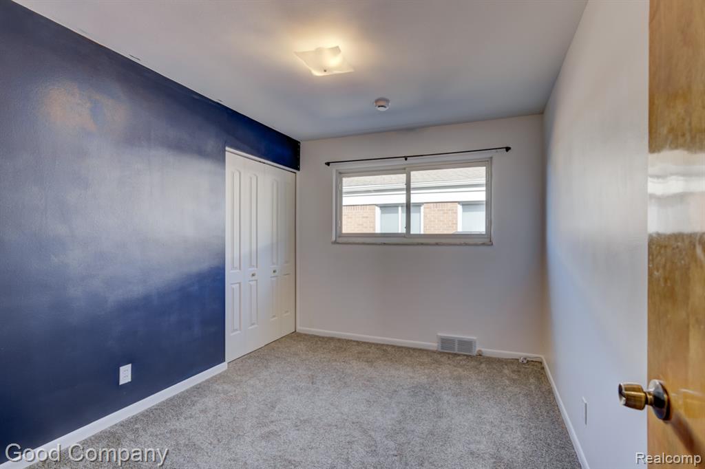 8961 Laurence Avenue, Allen Park, MI 48101 — Photo 19