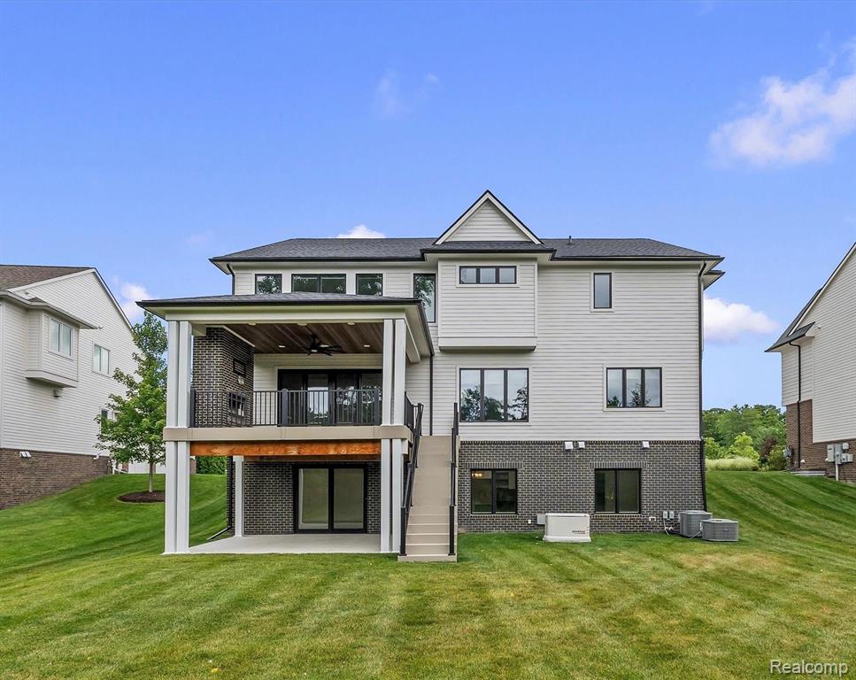 7303 Brookside Village Court, Bloomfield Hills, MI 48301 — Photo 38