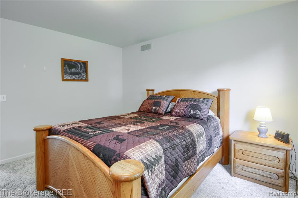 4435 Great Oaks Drive, Grand Blanc, MI 48439 — Photo 23