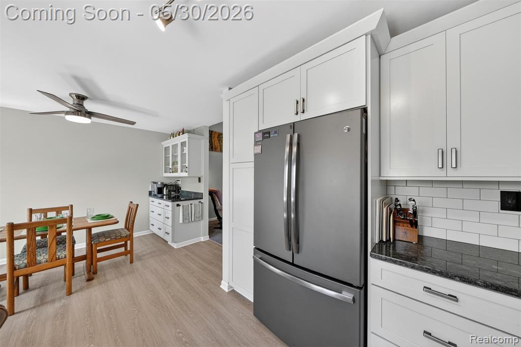 18364 Beechwood Street, Roseville, MI 48066 — Photo 17
