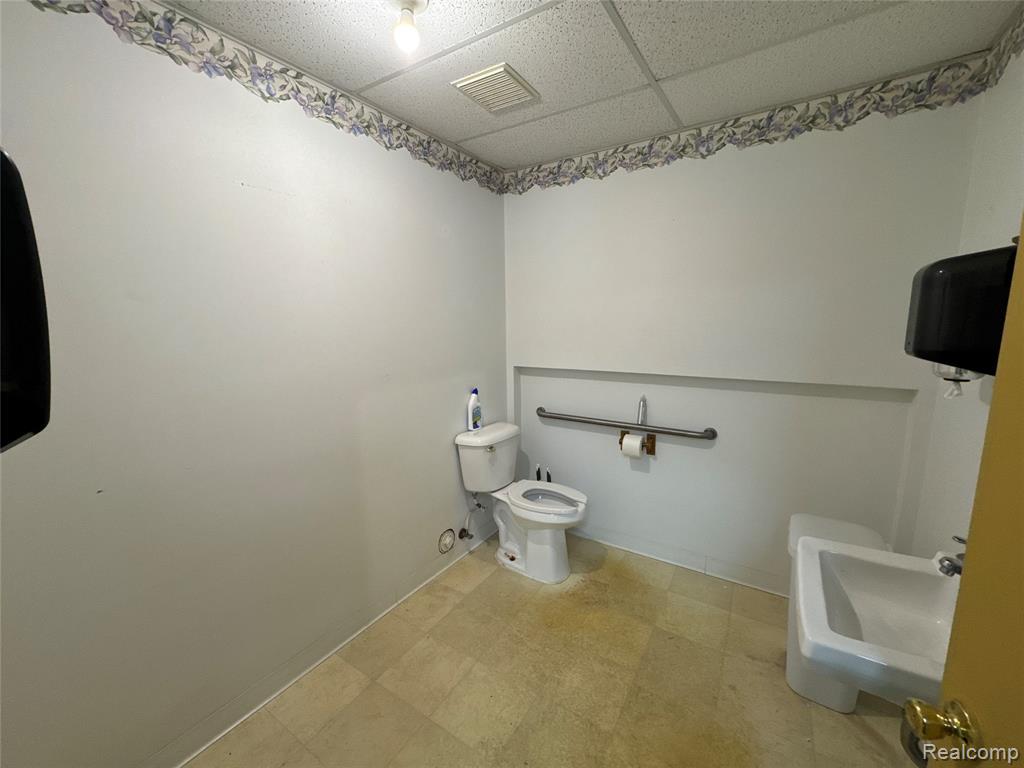 221 S MILL Street, Clio, MI 48420 — Photo 3