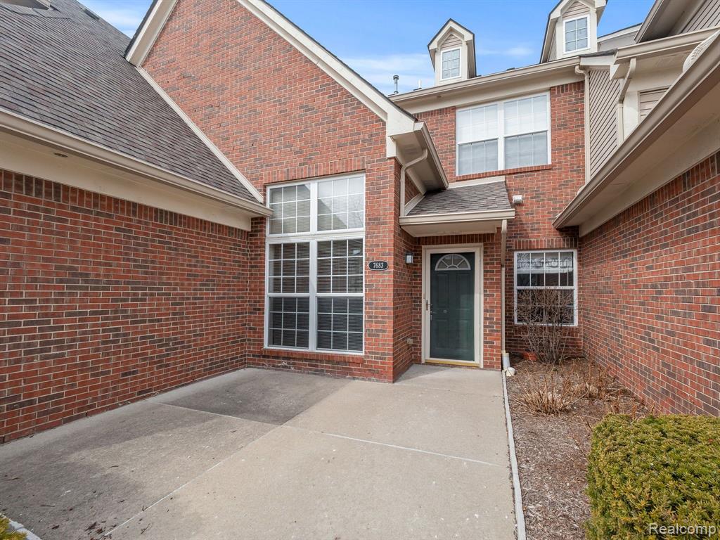 7683 AMBASSADOR Drive, Shelby Twp, MI 48316 — Photo 3