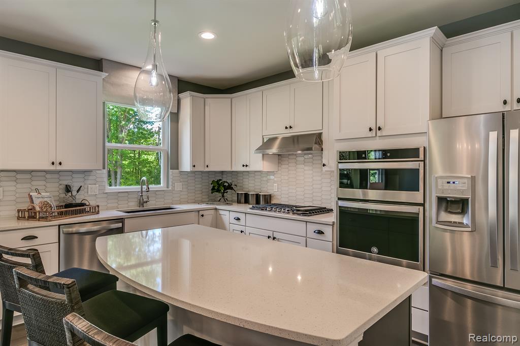 836 FORD MILL Drive, Saline, MI 48176 — Photo 5
