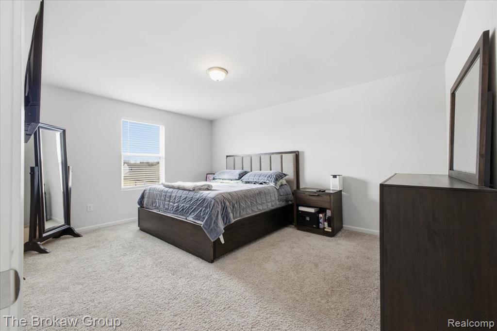 2222 Champion Drive, Burton, MI 48519 — Photo 36