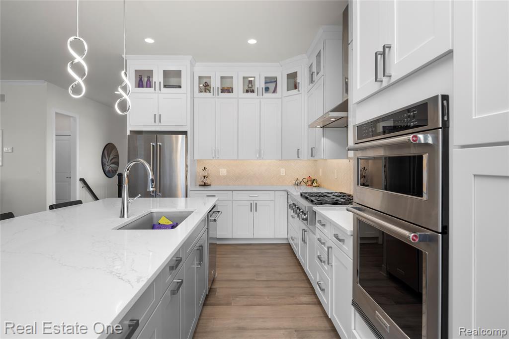 7656 Dunlap Court, West Bloomfield, MI — Photo 5