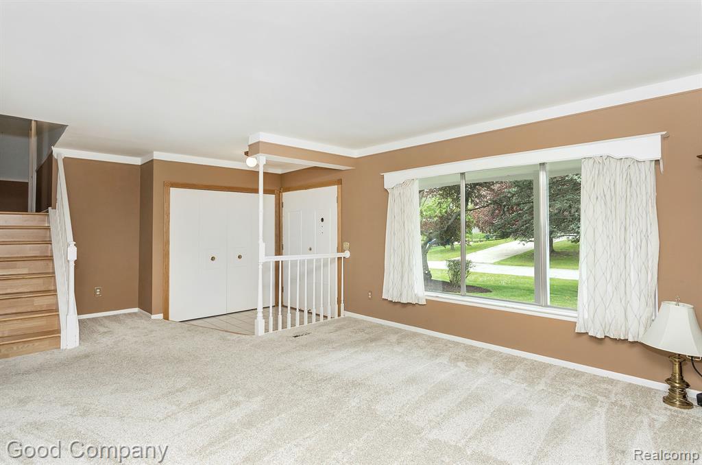 53258 BANCROFT Drive, Shelby Twp, MI 48316 — Photo 3