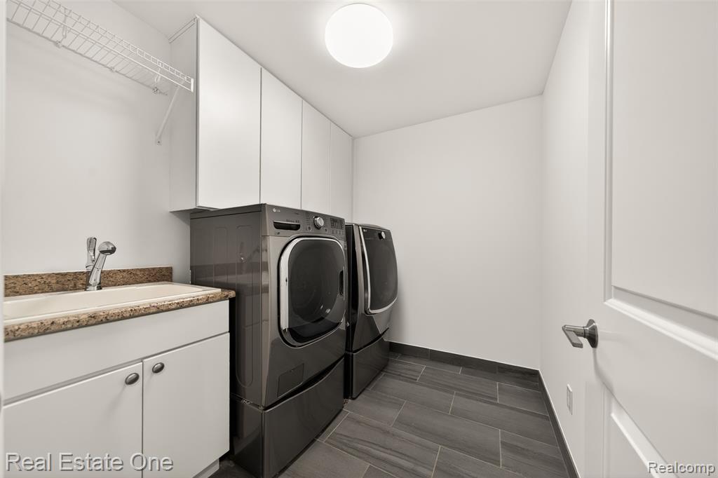 4702 Mankato Avenue, Royal Oak, MI 48073 — Photo 33