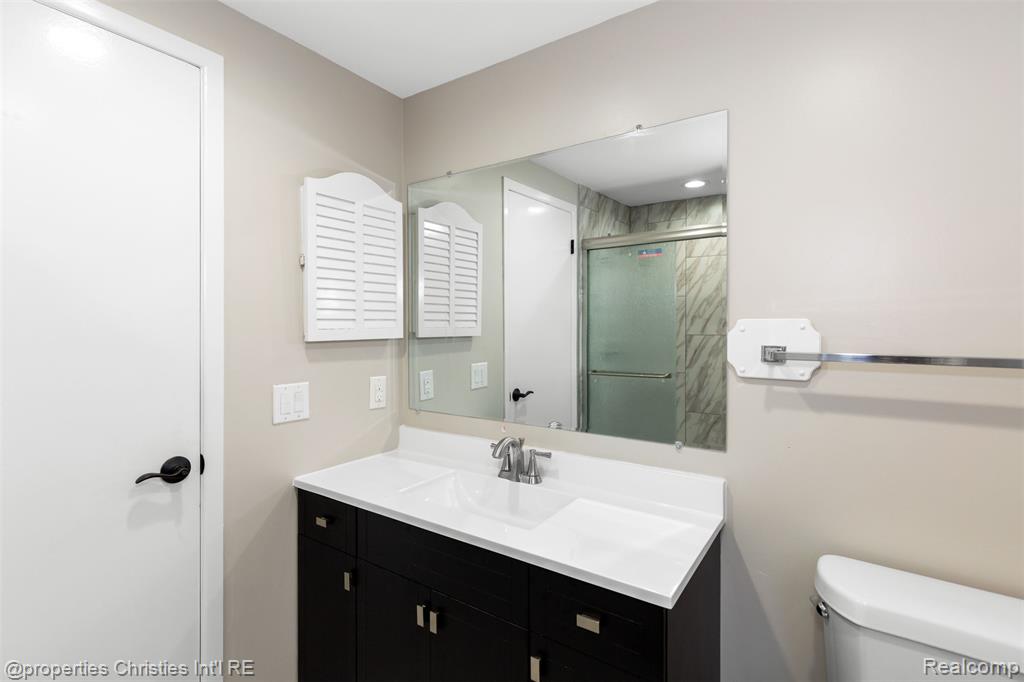 4027 Old Dominion Drive, West Bloomfield, MI 48323 — Photo 29