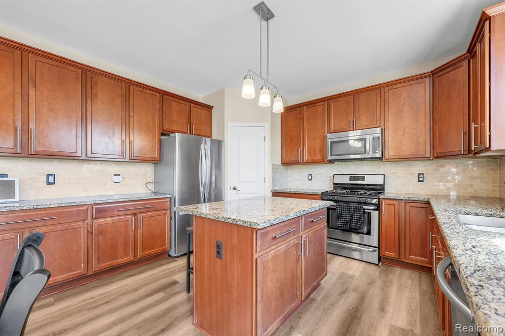 57879 CIDER MILL Drive, New Hudson, MI 48165 — Photo 20