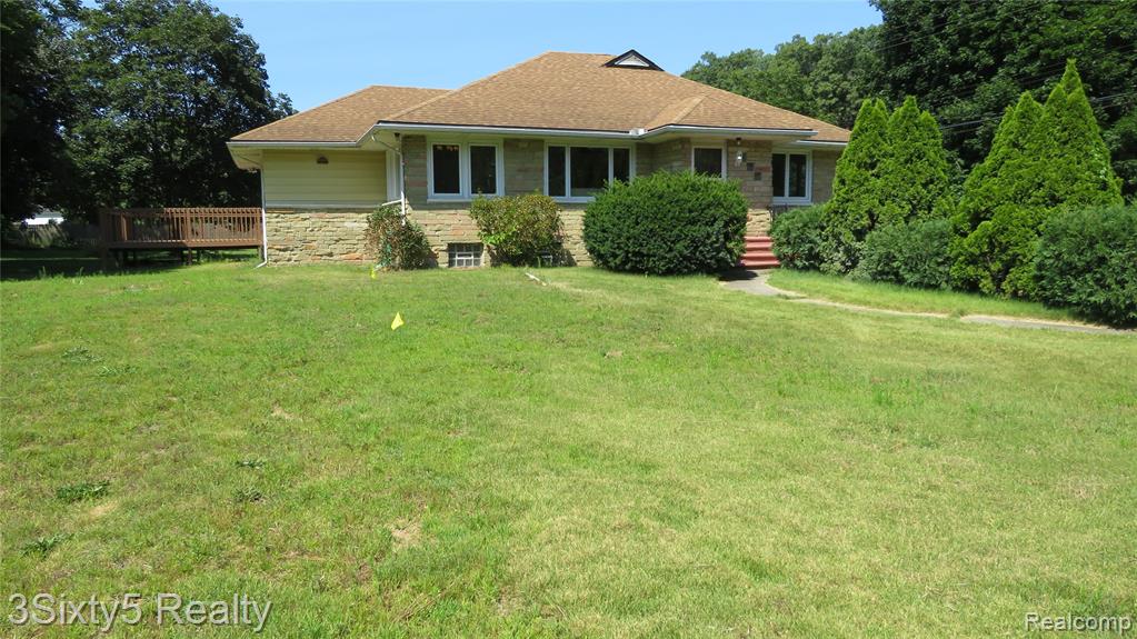16558 Haggerty Road, Belleville, MI 48111