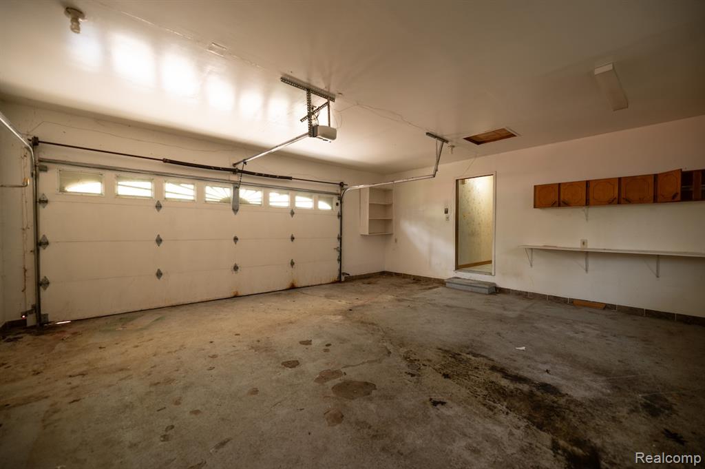 880 Bay Street, Pontiac, MI 48342 — Photo 16