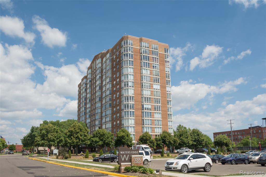 250 E HARBORTOWN DRIVE #1409, Detroit, MI 48207 — Photo 2