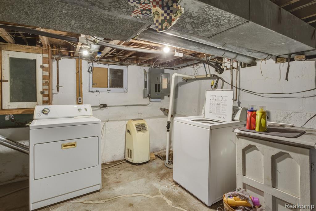 934 Cherry Street, Monroe, MI 48161 — Photo 31