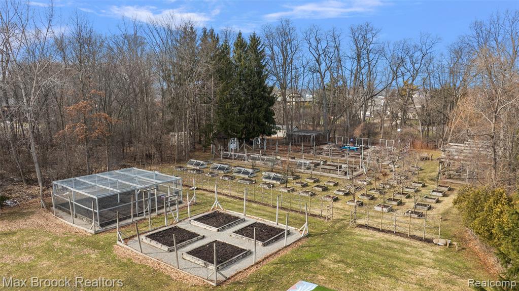 4740 Dow Ridge Road, Orchard Lake Village, MI, 48324