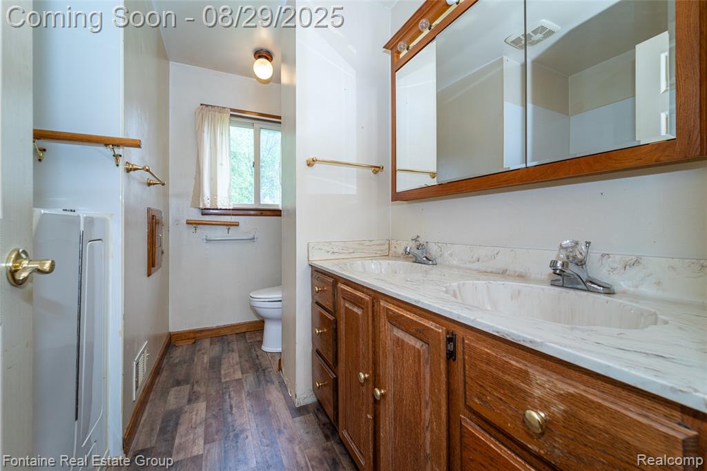 9437 Tavistock Drive, Plymouth, MI 48170 — Photo 10