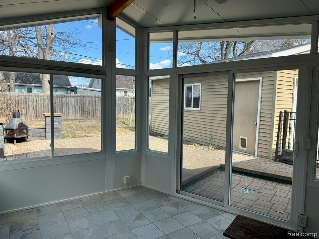 520 W Saratoga Street, Ferndale, MI 48220 — Photo 27