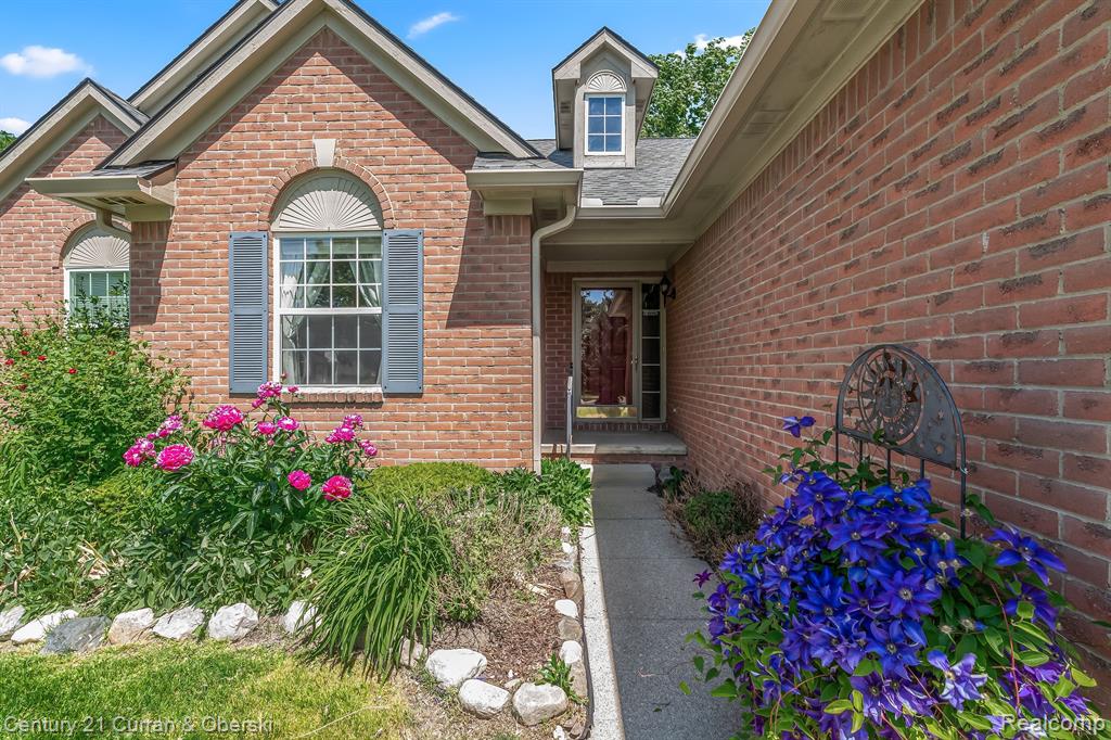 3389 DEWDROP Lane, Howell, MI 48843 — Photo 4