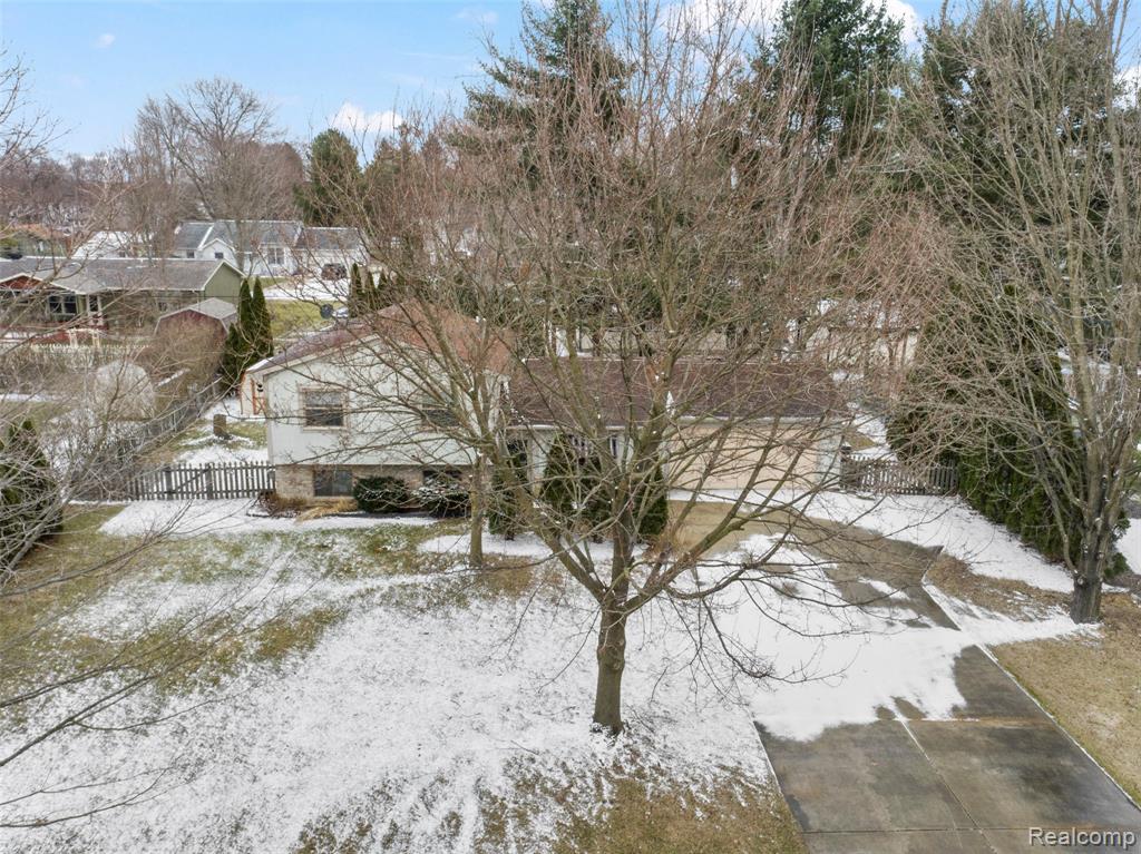 3778 Ponchartrain Drive, Pinckney, MI 48169 — Photo 43