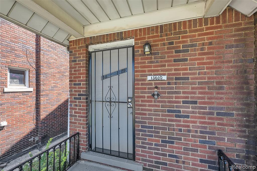 13600 Santa Rosa Drive, Detroit, MI 48238 — Photo 2