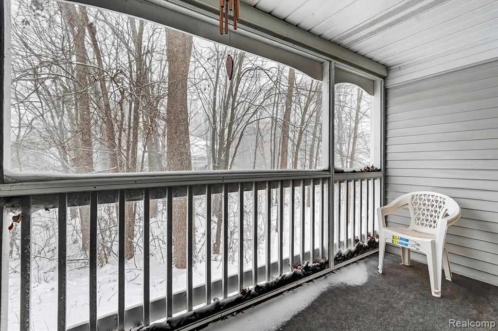 613 Curzon Court, 203, Howell, MI 48843 — Photo 30