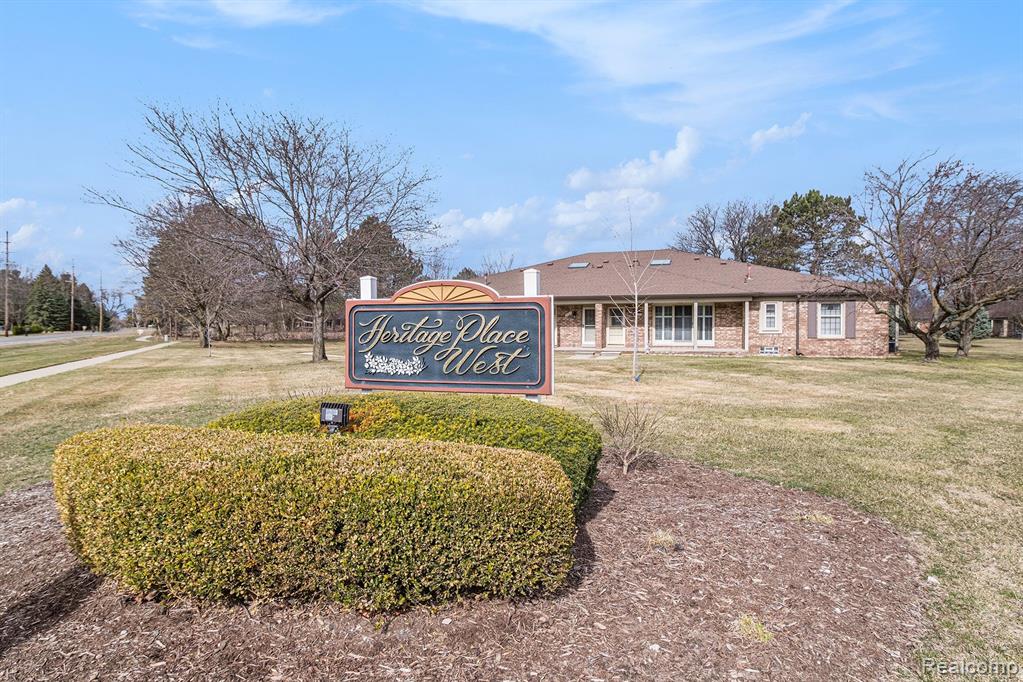 49593 LAUREL HEIGHTS Court, 87, Shelby Twp, MI 48315 — Photo 29