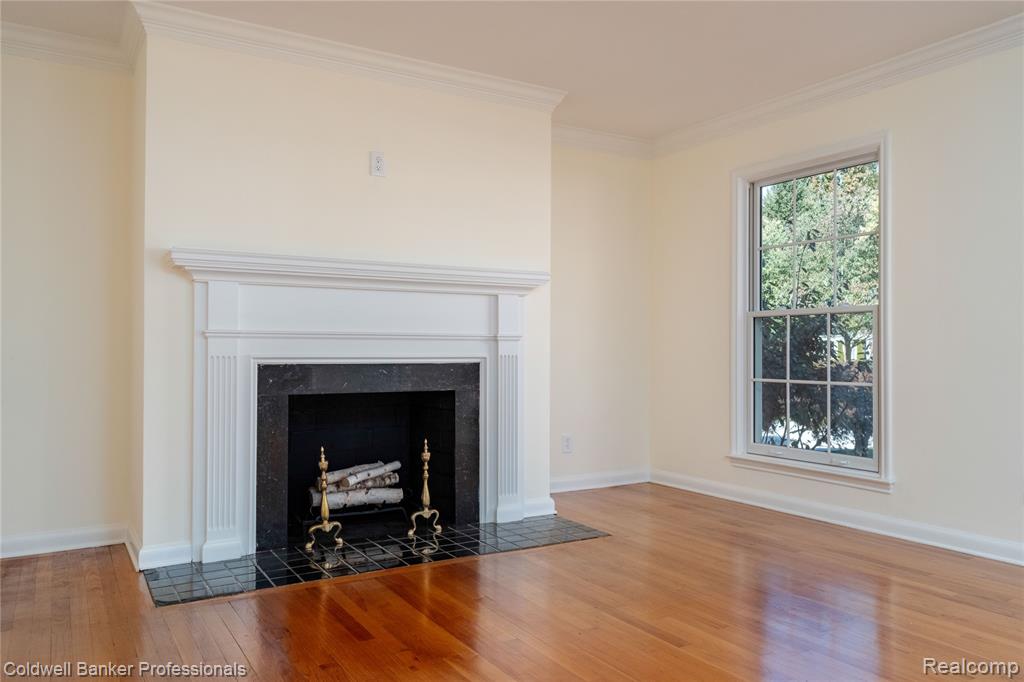 499 Sunningdale Drive, Grosse Pointe Woods, MI 48236 — Photo 5