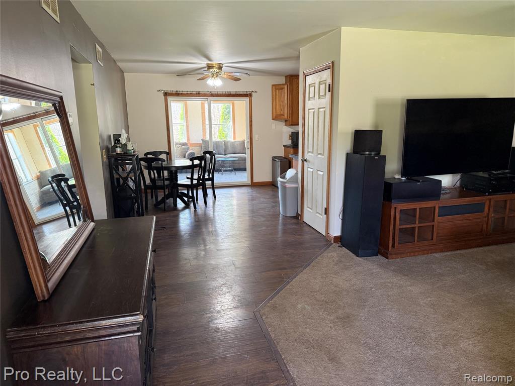 4976 Schott Road NE, Mayville Vlg, MI 48744 — Photo 4