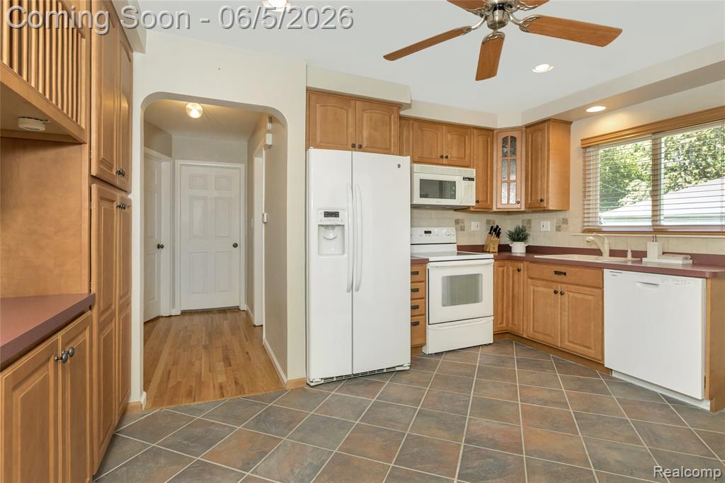 8422 Niver Avenue, Allen Park, MI 48101 — Photo 10
