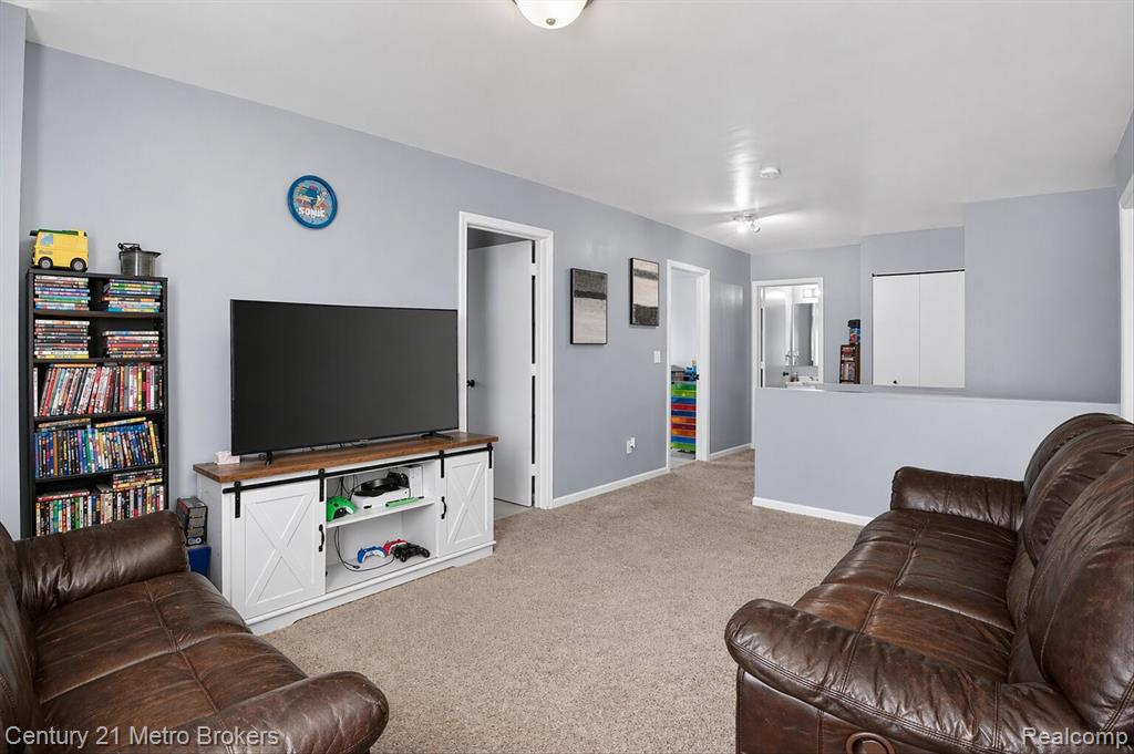 3324 Pine Run Drive, Swartz Creek, MI 48473 — Photo 34