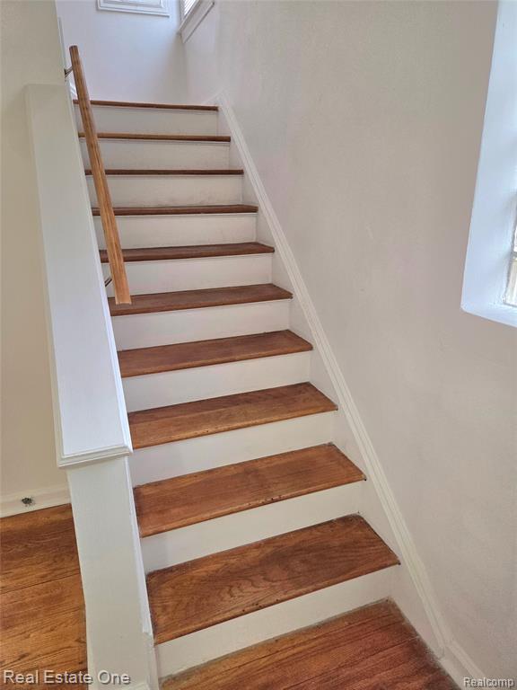 8042 Hartwell Street, Detroit, MI 48228 — Photo 25