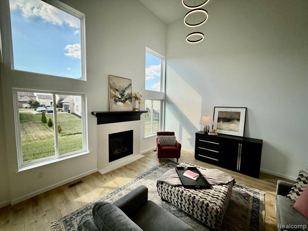 6440 Sadie Lane, Belleville, MI 48111 — Photo 4