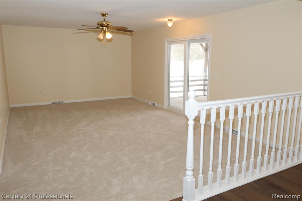 6481 WINANS LAKE Road, Brighton, MI 48116 — Photo 9