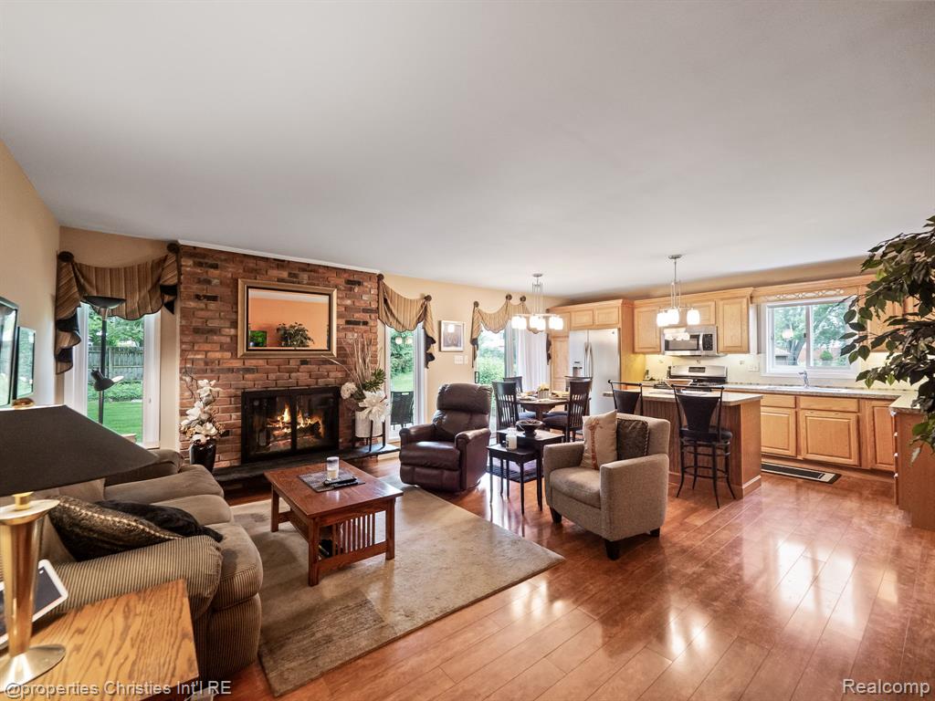41642 Sycamore Drive, Novi, MI — Photo 15