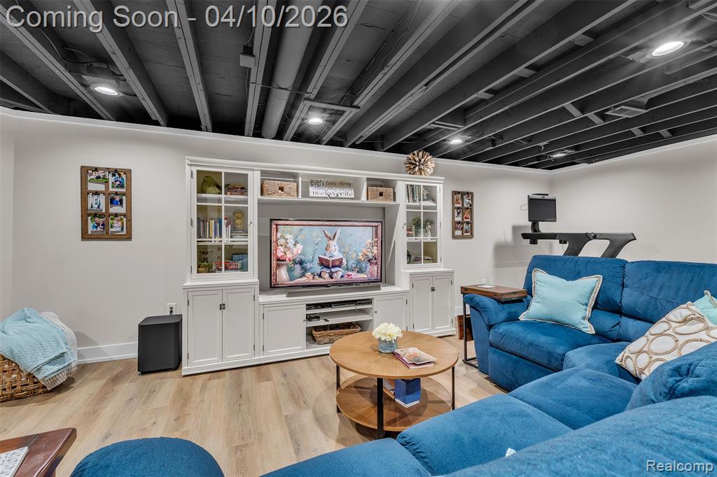 47105 Larchmont Drive, Canton, MI 48187 — Photo 50
