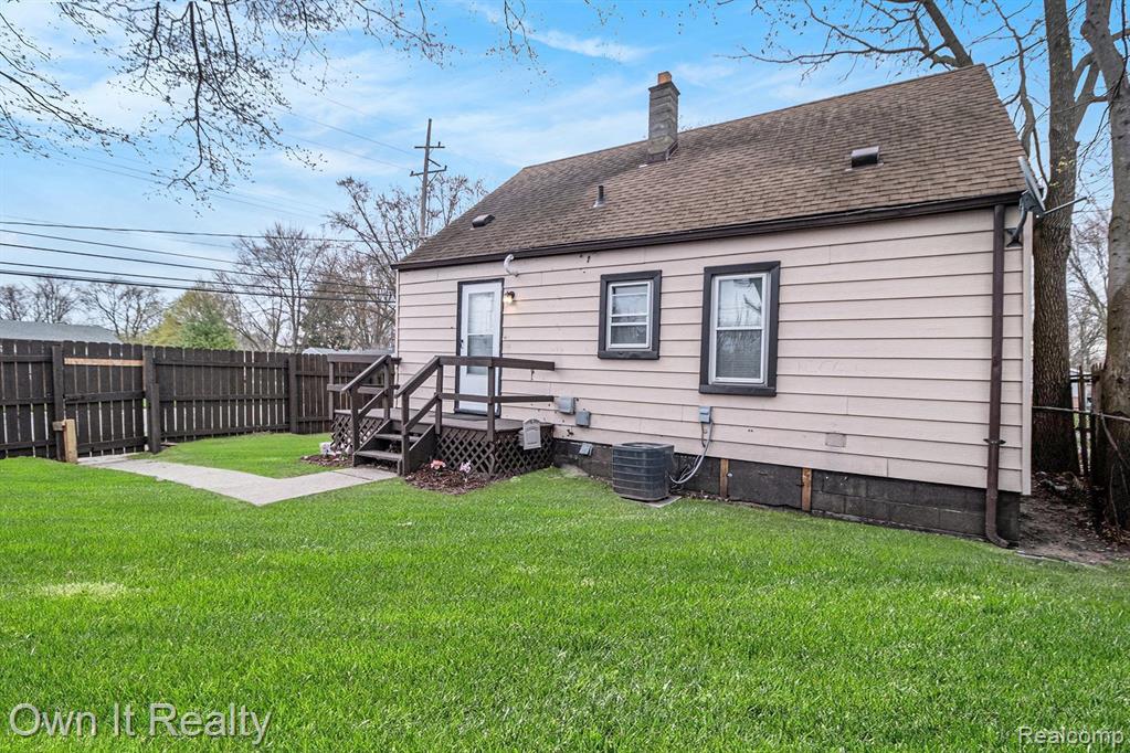 6304 DUNCAN Street, Taylor, MI 48180 — Photo 24